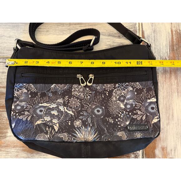 The Sak New Adventure Hobo Bag Sakroots Turtle Design - Picture 5 of 6